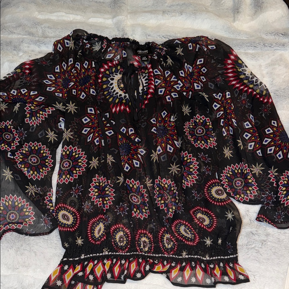 Nicole Miller Black Floral Mandala Peasant Blouse